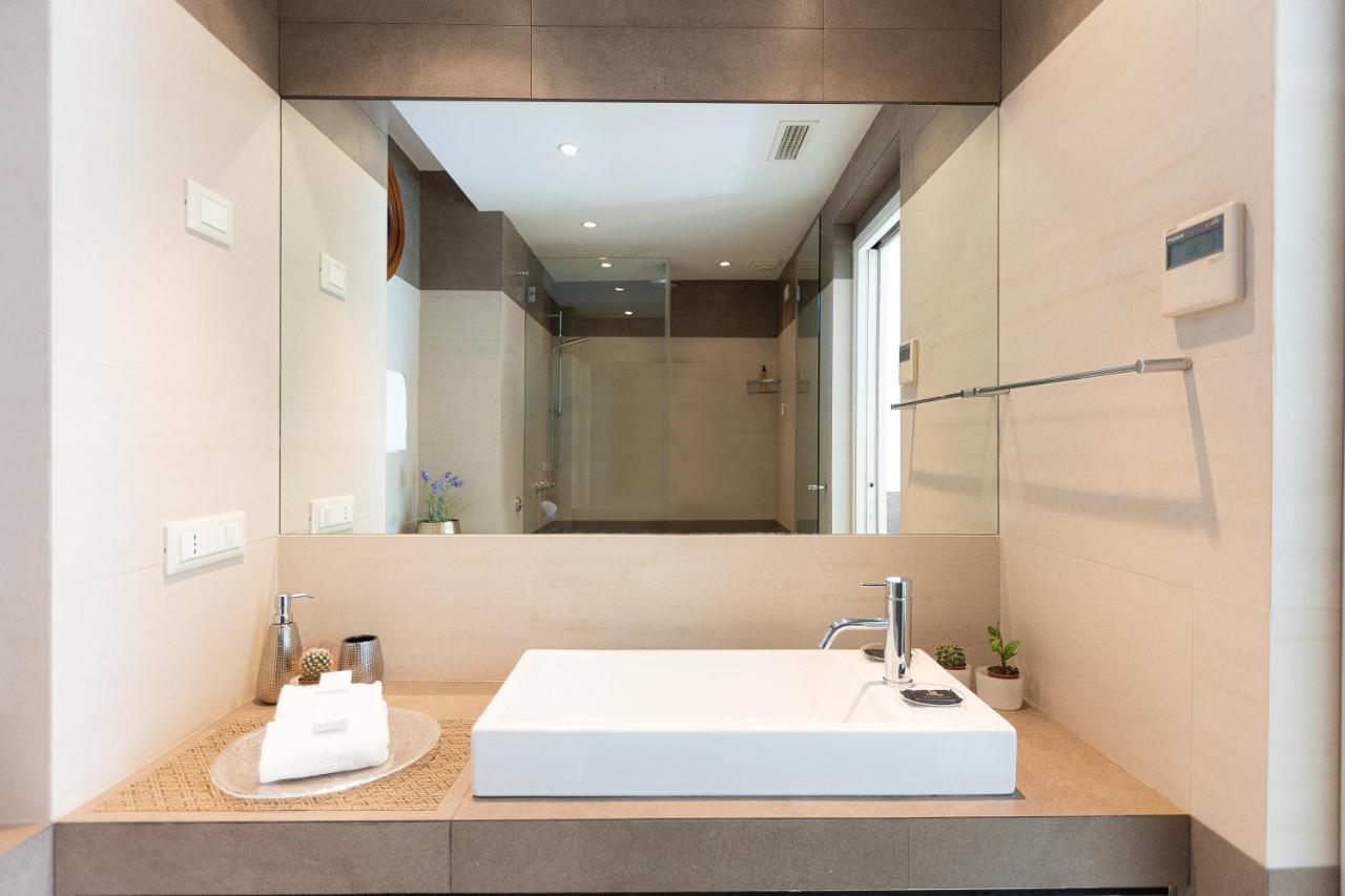 Apartament Lovely Cozy Nazionale 4 Rzym Zewnętrze zdjęcie
